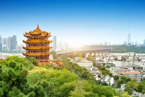Tsinghua Üniversitesi’nde Karbon Nötrlüğü ve Çevre Temalı Yaz Okulu